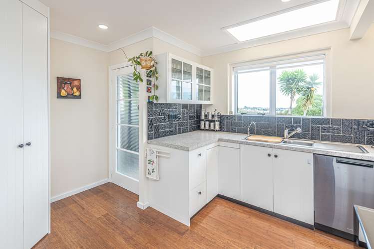 12 Rawhiti Place Saint Johns Hill_8