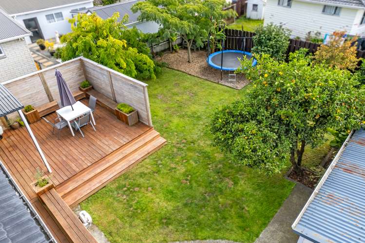 37 California Drive Totara Park_24