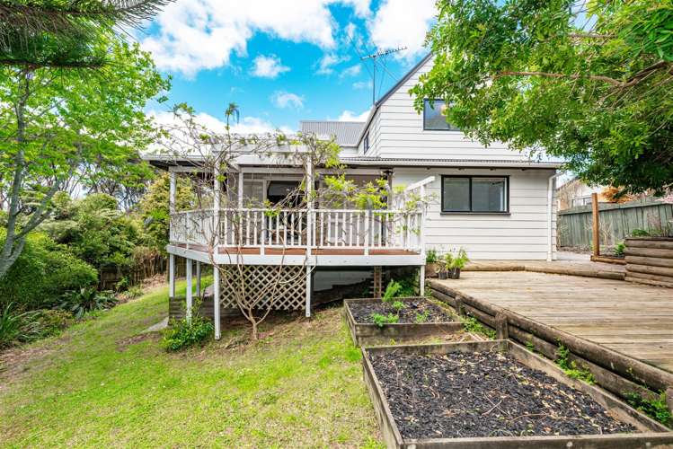 8 Rhinevale Close Henderson_27