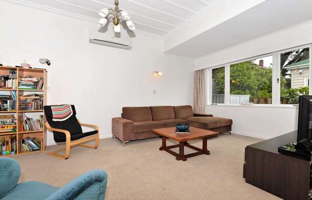 53C Woodward Road Mount Albert_2