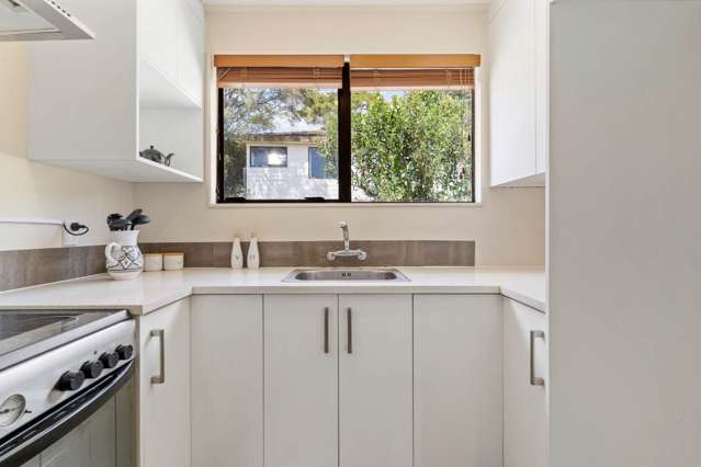 179 Solar Road Glen Eden_2