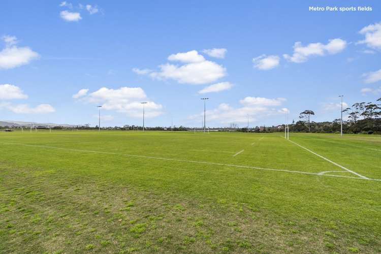 86 Arran Drive Orewa_11