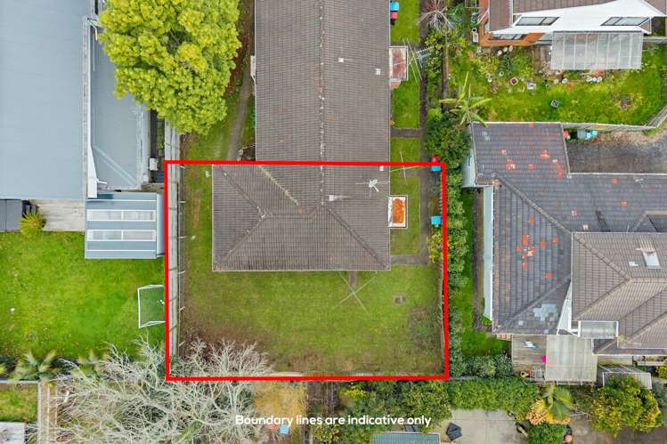6/11 Peary Road Mt Eden_13