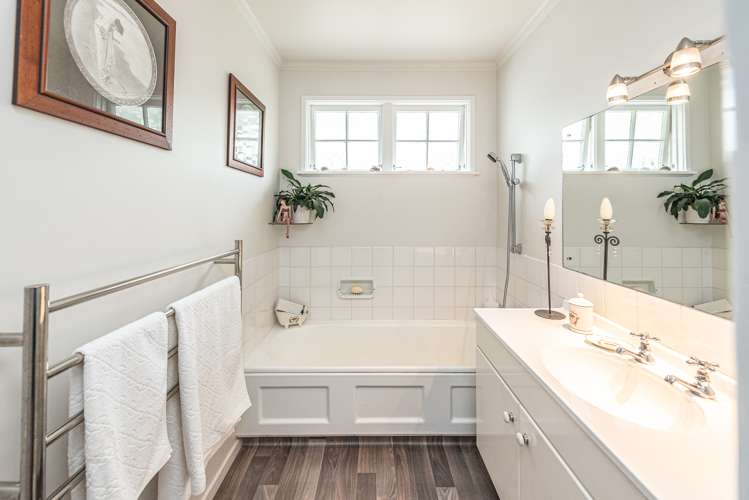 3 Lindsey Crescent Springvale_13