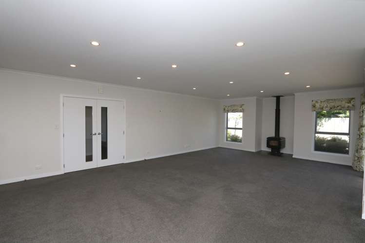 7 Somerset Grove Allenton_15