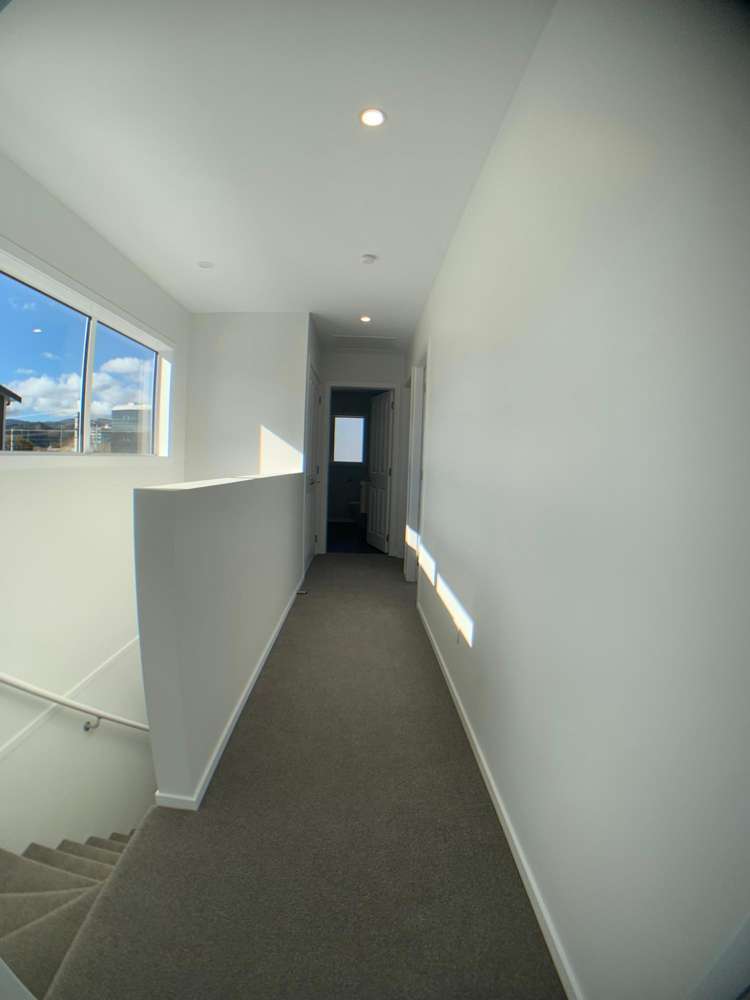  A/19 Marion Street Silverstream_19