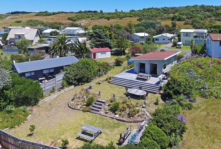 53 Pinedale Crescent Riversdale Beach_0