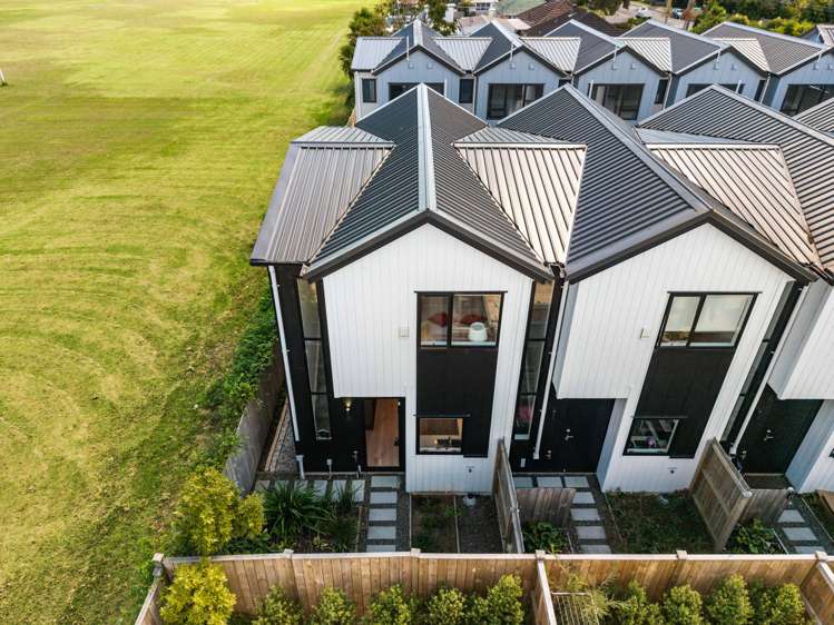 8/28 Smythe Road Henderson_19