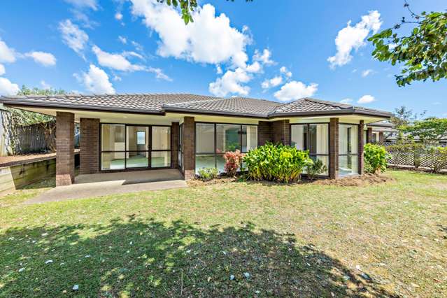 8 Nicholas Gibbons Drive Clendon Park_4