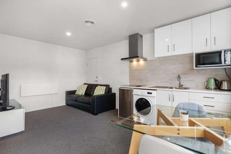 12 Regent Street Lower Shotover_21