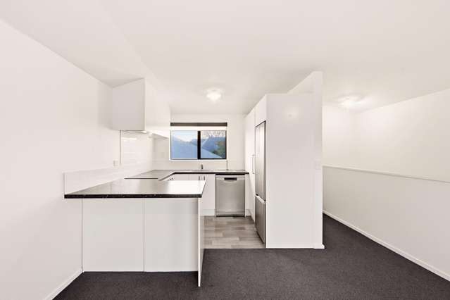 2/23 Austin Street Sydenham_3