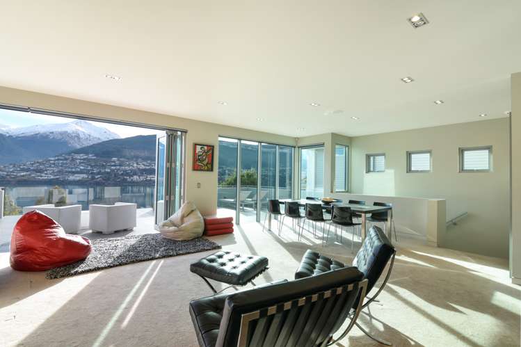 618 Peninsula Road Kelvin Heights_5