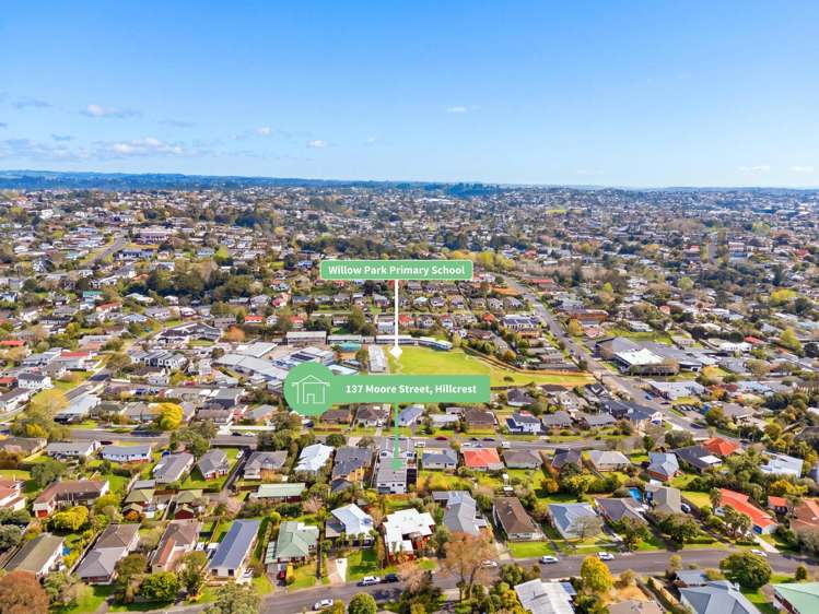 7/137 Moore Street Hillcrest_18