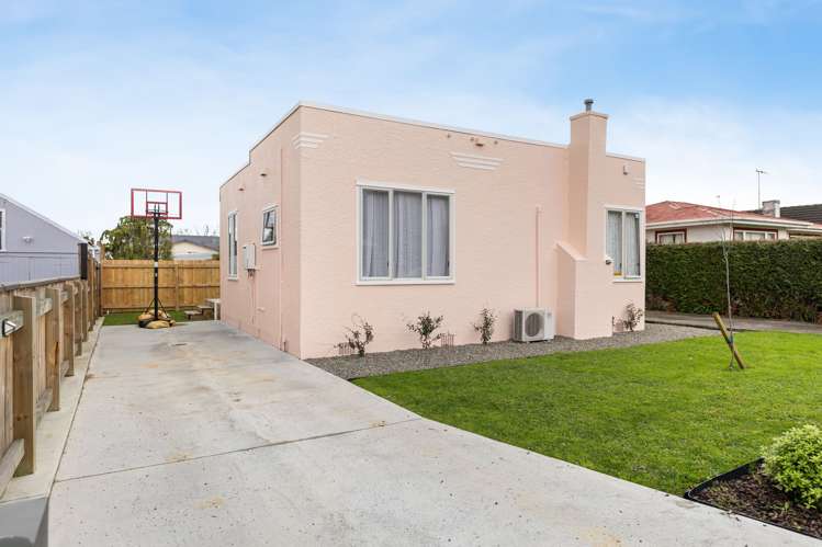 21 Rewa Street Takaro_9
