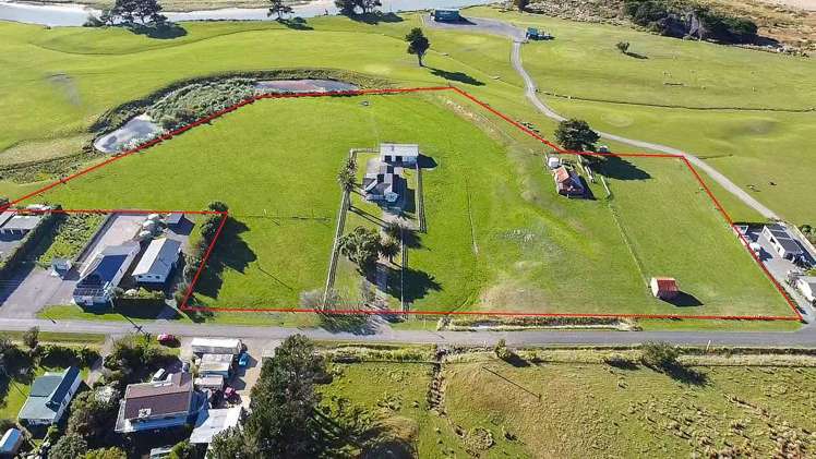 47 49, 53, 59, 65, 67, 69, 71 Seaview Road and Sophy Street Herbertville_18