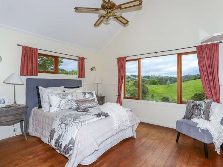 585 Monument Road Clevedon_7