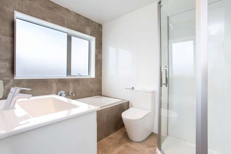 9/2 Tarras Road Kumeu_15