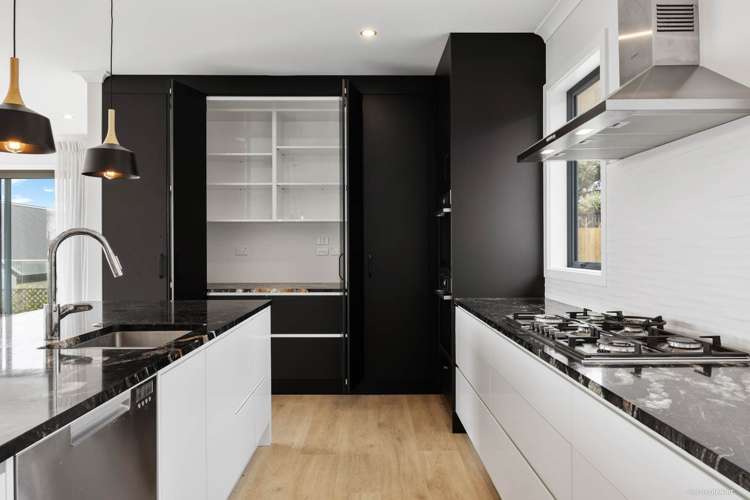 2 Ridgeview Close Red Beach_7