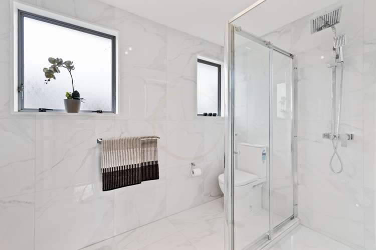 2/3 Sparrow Place Manurewa_8