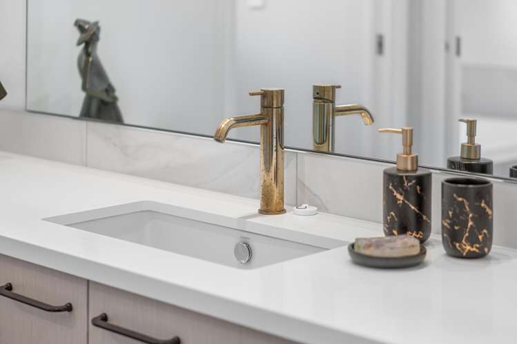 998 Limeworks Loop Road Te Pahu_22