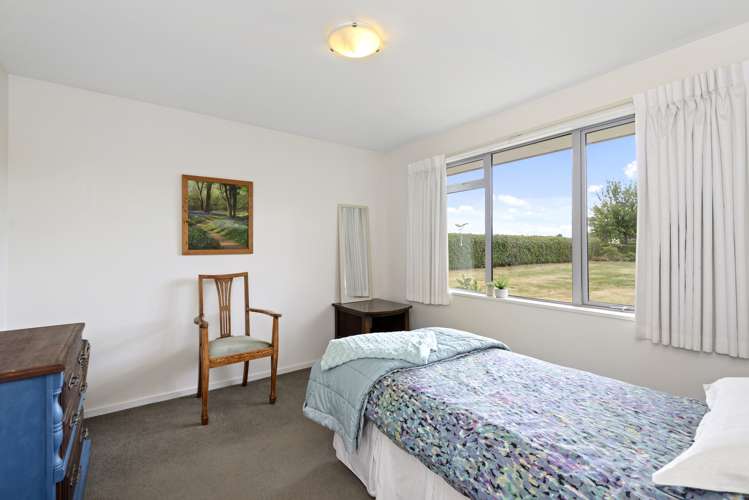 84 Stott Drive Darfield_18