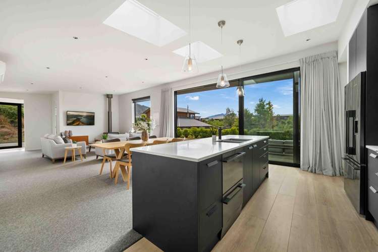 34 Stackbrae Avenue Wanaka_7