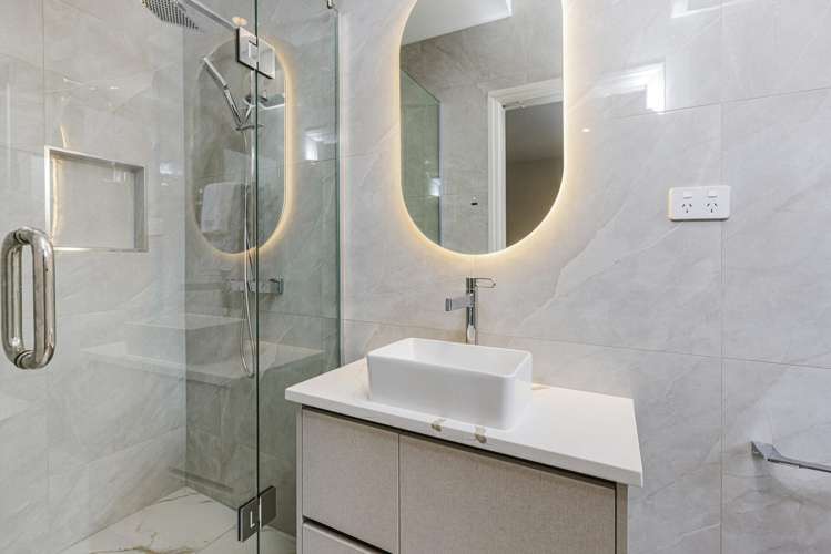 2/287 Massey Road Mangere East_8