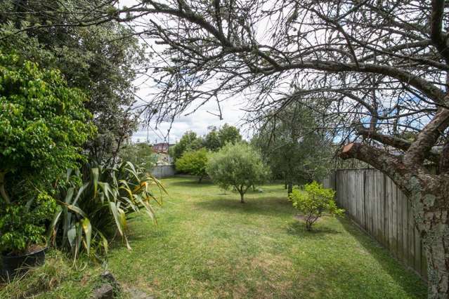 31 Barbary Avenue Kelston_4