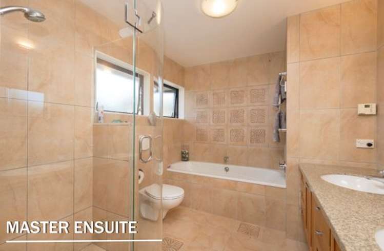 9 Kotare Place Sandspit_13