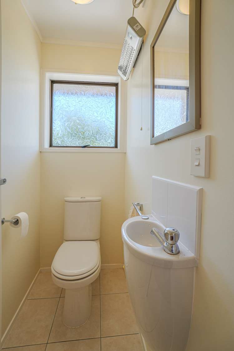 2/28 Birman Close Half Moon Bay_17