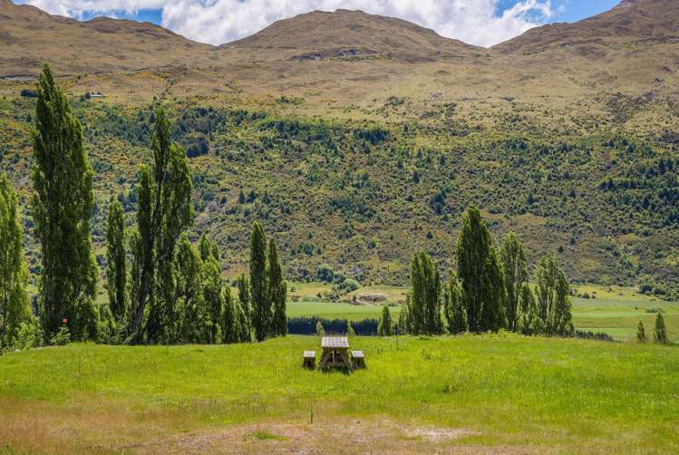 Lot 1 and 2, 60 Dalefield Road_4