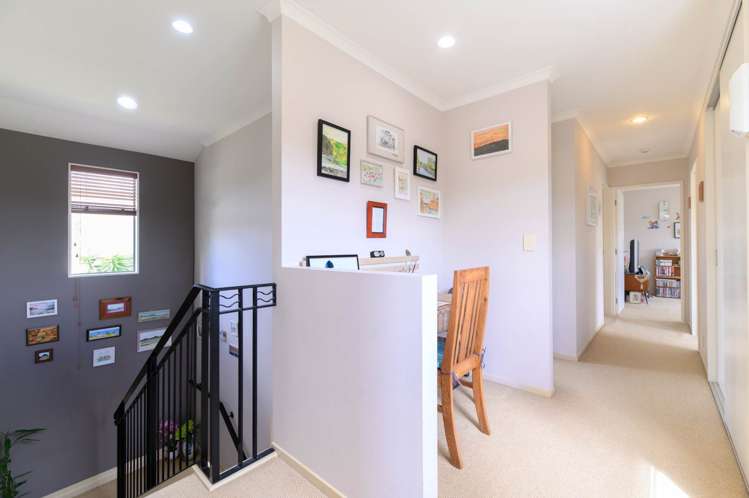 1 Mary Forgham Drive Greenhithe_11