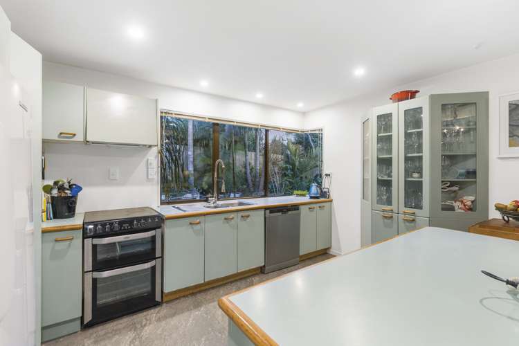 16 Ragley Street Titirangi_5