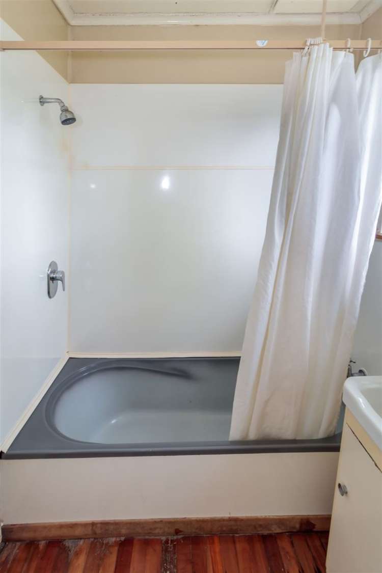 65 Panmure Avenue Calton Hill_11