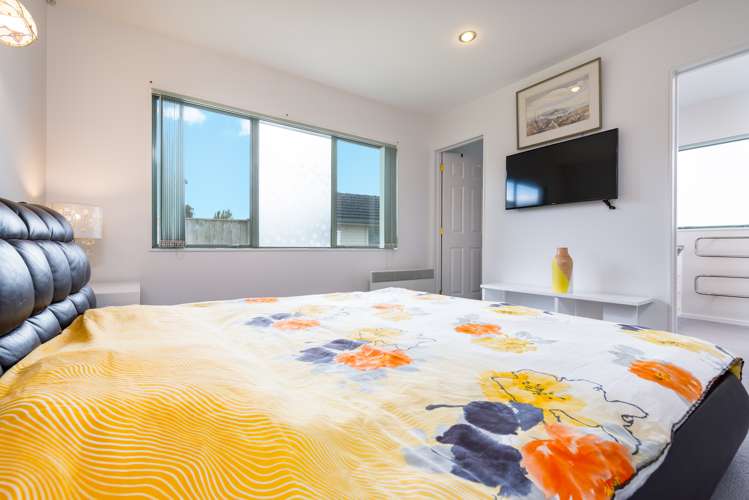 8a Kelwyn Road Kelston_10