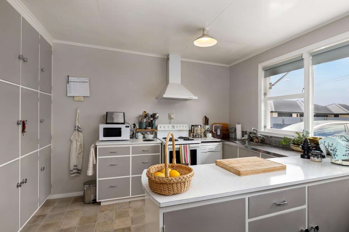 168 Redwood Street_1