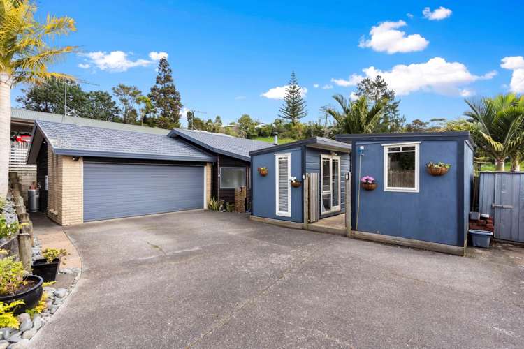 109E Glengarry Road Glen Eden_3