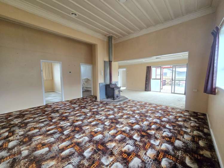 249 Sewell Street Hokitika_12