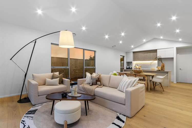 5 Lorenzos Lane Halswell_4