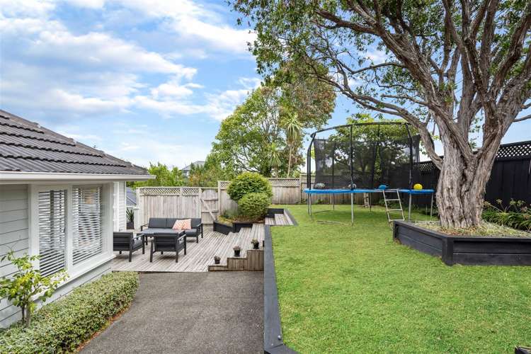 1/24 Selwyn Crescent Forrest Hill_17