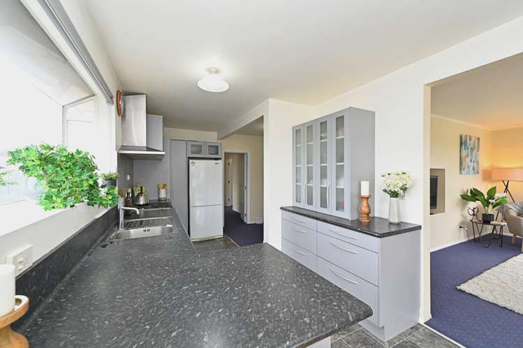 37 Constable Crescent Onekawa_5
