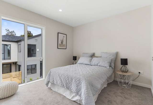 4 Seaside Place Pakuranga_1