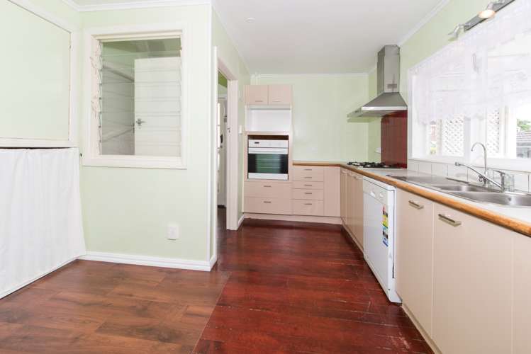 14 Kokiri Street Te Atatu South_16