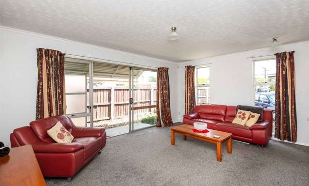 2/76 Ruskin Street Addington_1