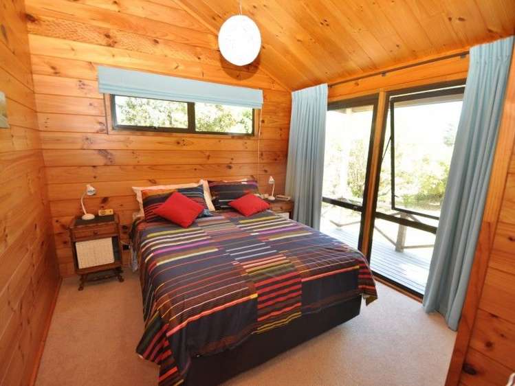 10 Hobson Place Pauanui_13