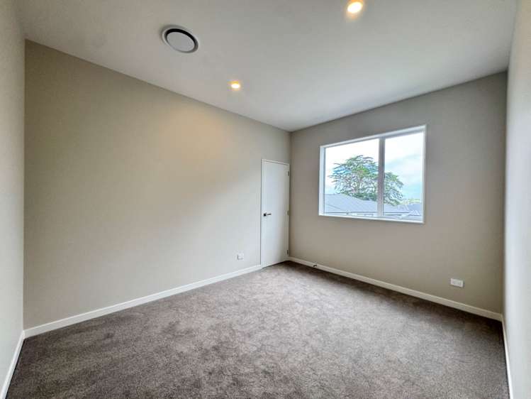 4 Silverhill Lane Millwater_17