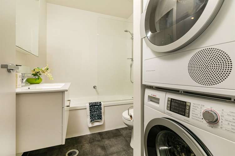 402a/160 Hobsonville Point Road Hobsonville_16