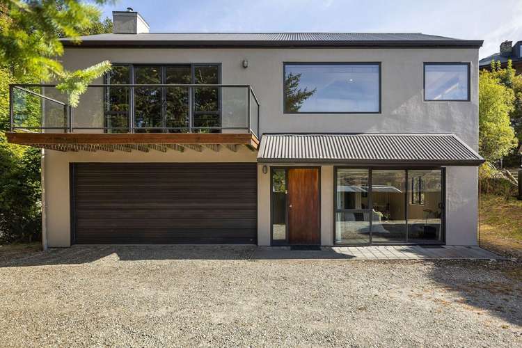 37 Larch Hill Place Queenstown_1