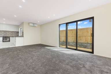 4/68 Maplesden Drive_2