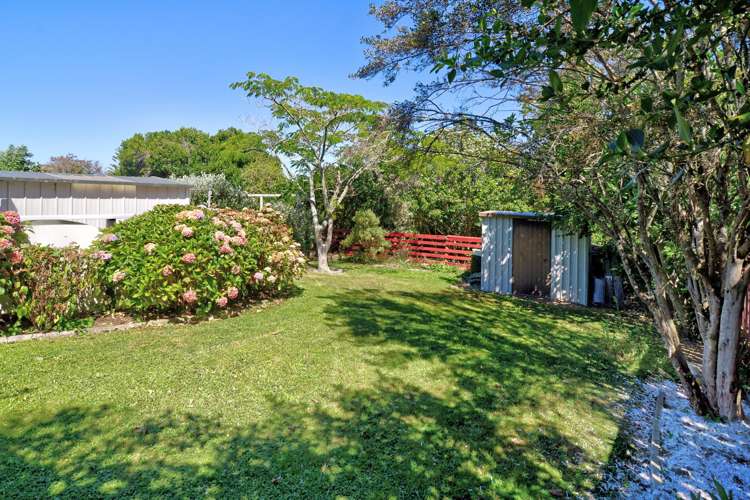29 Puriri Crescent Lansdowne_15